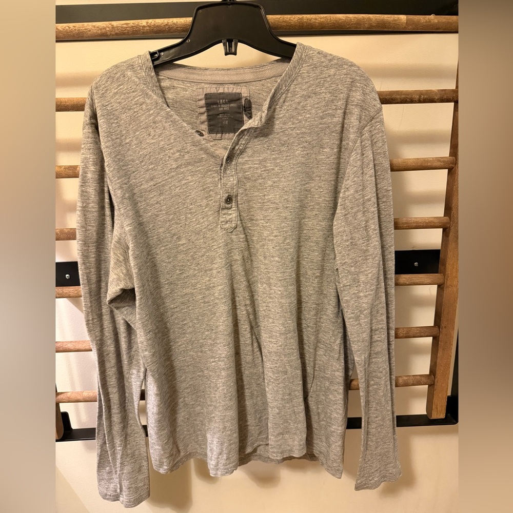 H&M Gray Button-Up Henley